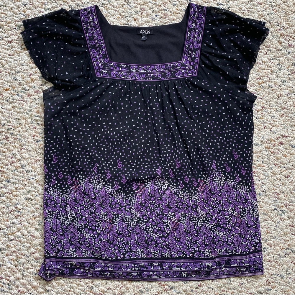 Black short sleeve floral top size XL
